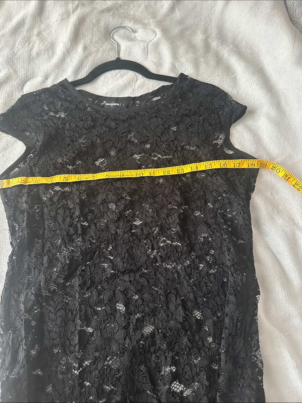 Black Lace Overlay Cap-Sleeve Top - Picture 6 of 8